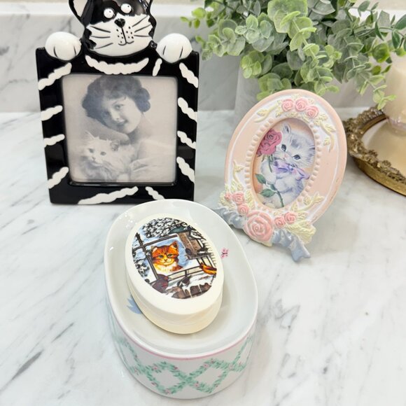 Vintage Cat Bundle, Soap Art, Soap Dish, Cat Frame & Picture - Picture 13 of 15